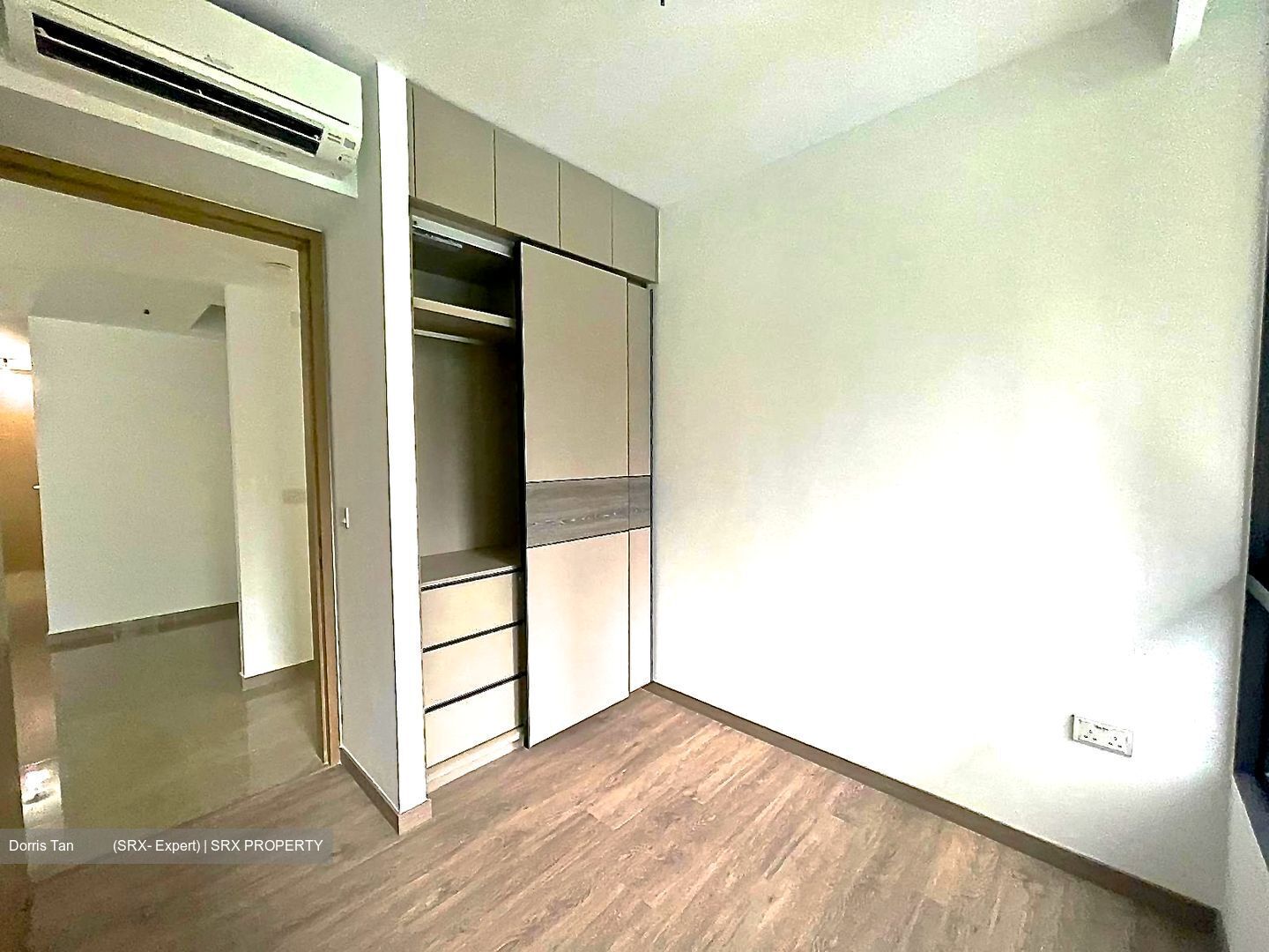 The Tapestry (D18), Condominium #404500681